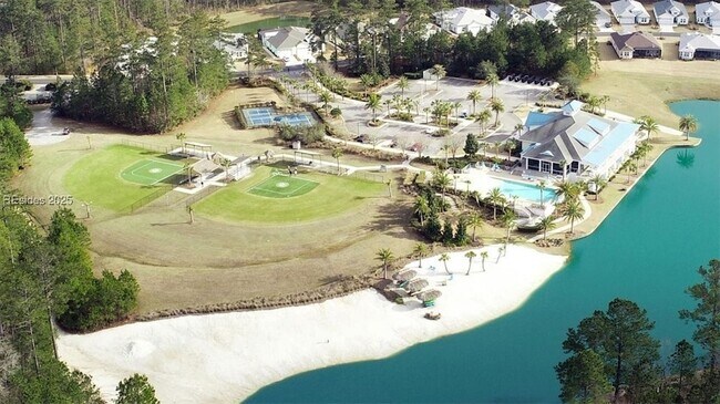 Building Photo - 652 Ocean Hammock Lp