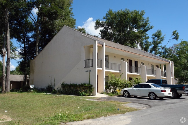 Building Photo - 1949 SW 30th Ct