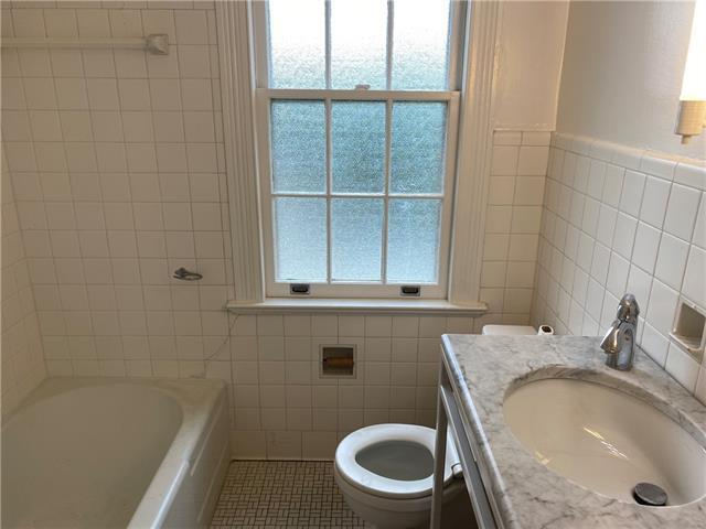 Building Photo - 5404 St Charles Ave