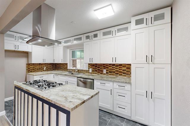 Building Photo - 1035 Blaylock Cir S