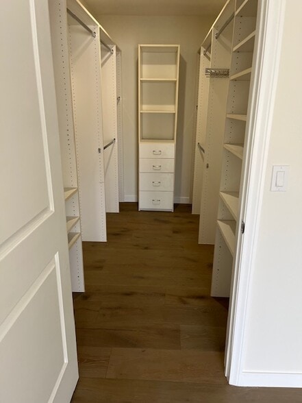 walking closet - 951 Granville Ave