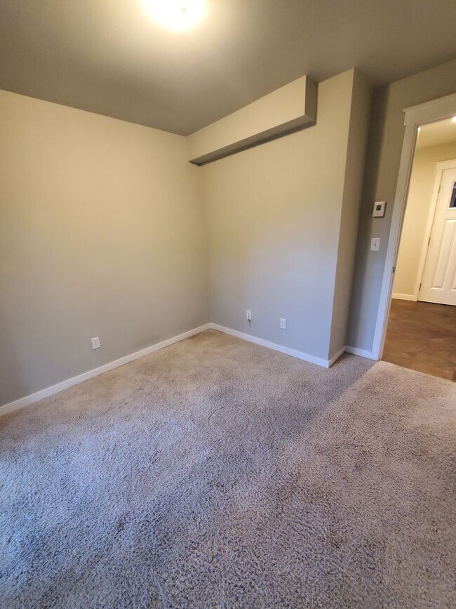 Building Photo - Modern Craftsman Living Between Ballard & ...