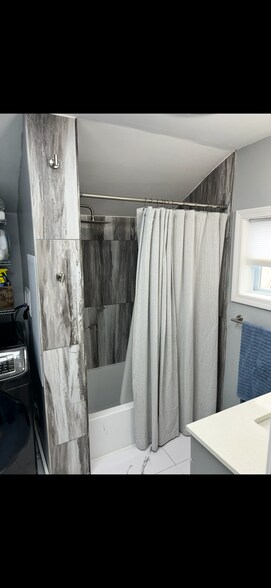 Building Photo - 15 Essex St