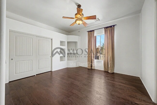 Building Photo - 14006 E Mark Ln