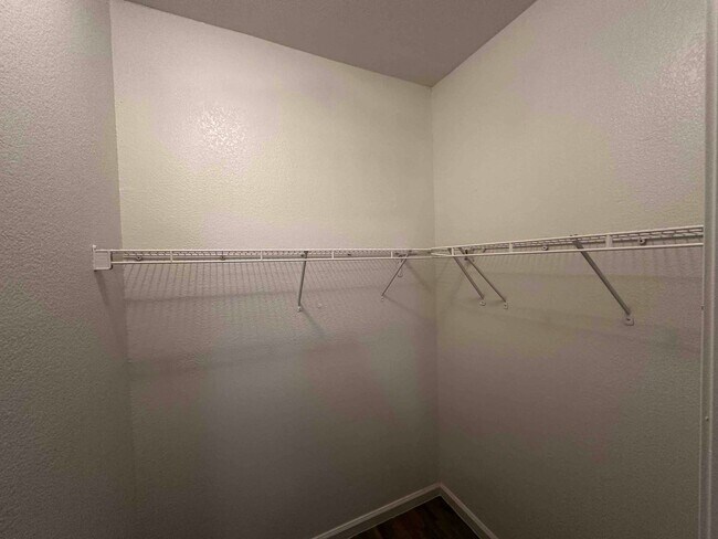 Building Photo - Summerlin 2 Bedroom Condo