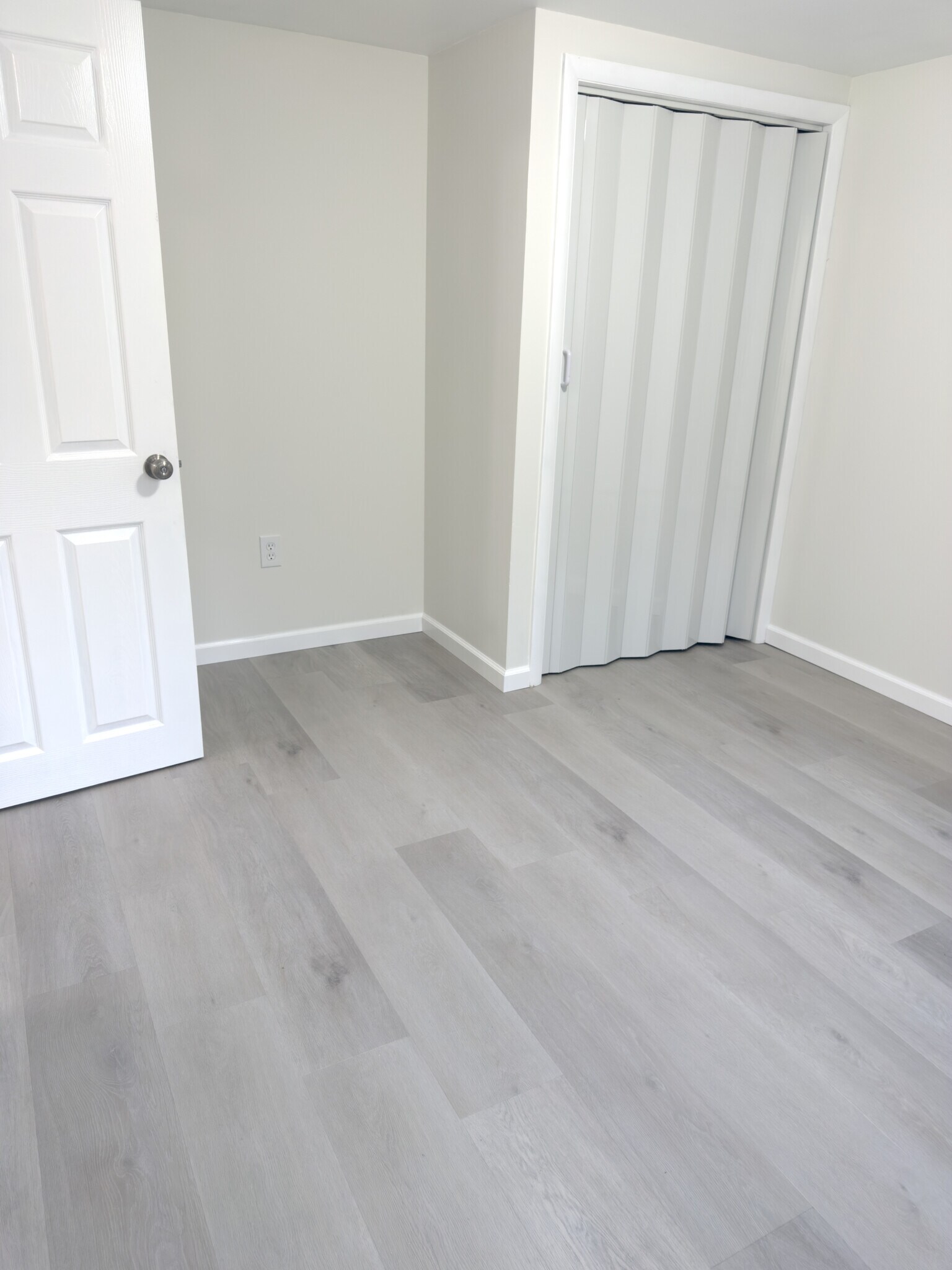 Building Photo - 1108 Loretta Ave