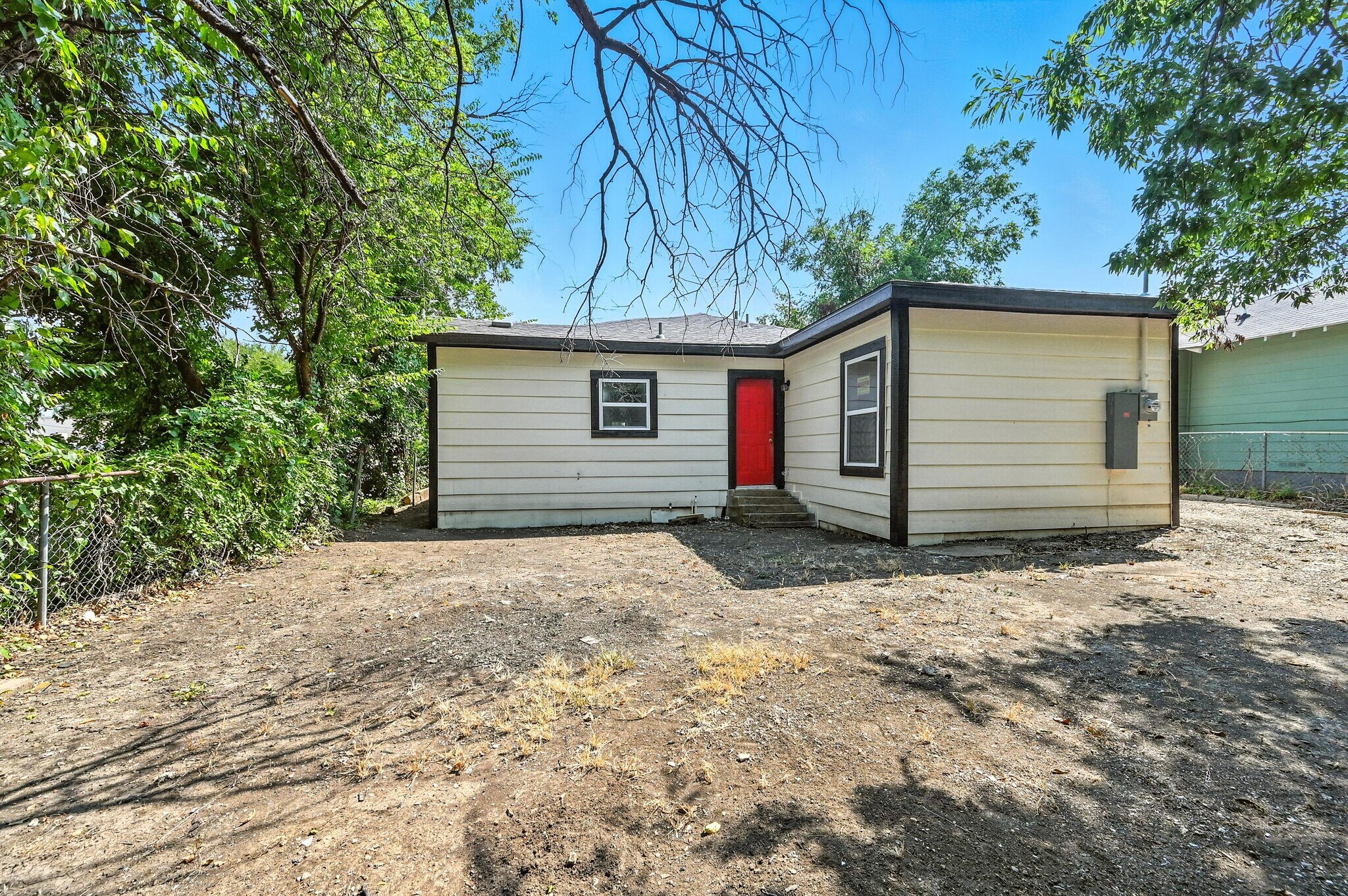 Building Photo - 2837 Avenue A