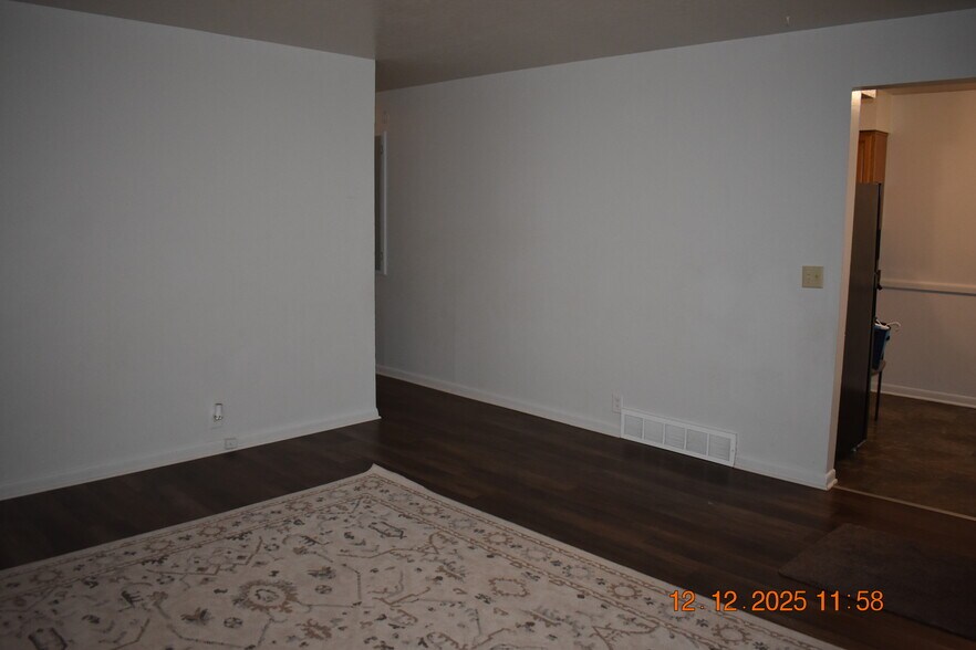 Building Photo - 5513 N 37th St