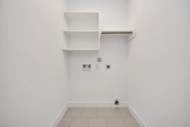 Building Photo - 18716 Centro Main St