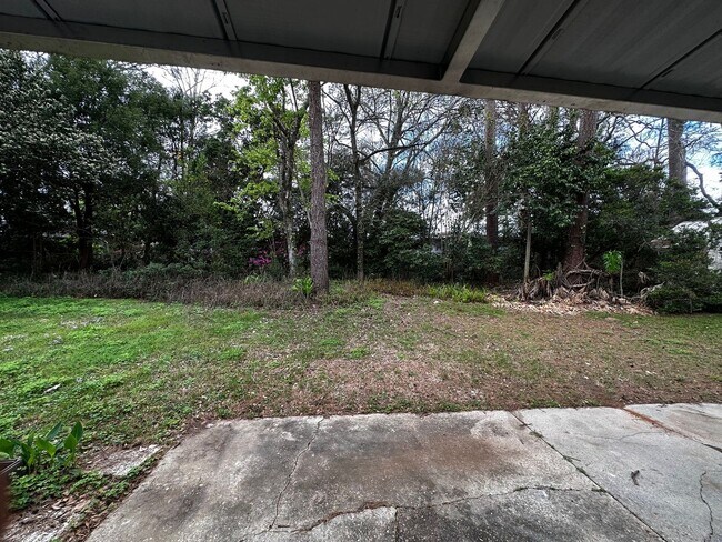 Building Photo - 2214 Joyner Dr