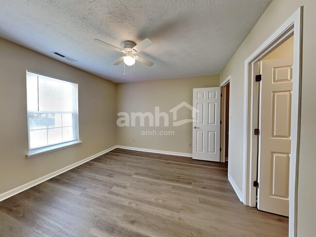 Building Photo - 1510 Millridge Dr