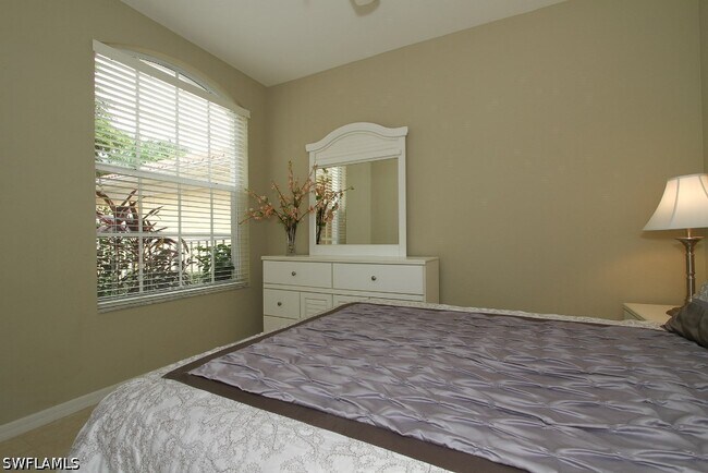 Building Photo - 2150 Arielle Dr