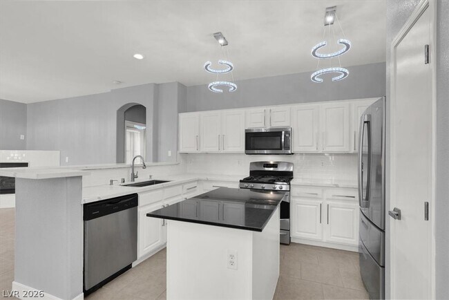 Building Photo - 4998 Miners Ridge Dr