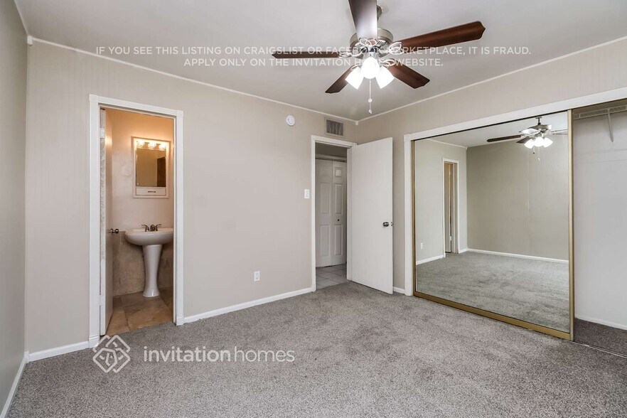 Building Photo - 7641 E Verde Ln
