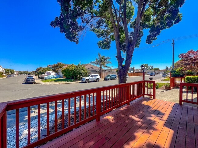 Building Photo - 509 Marla Dr