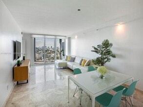 Building Photo - 1500 Ocean Dr