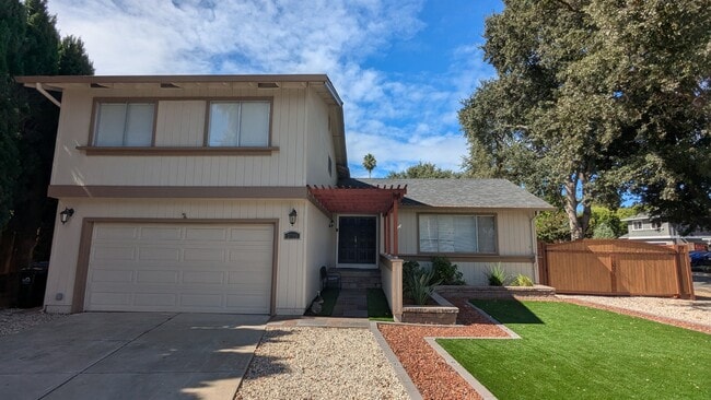 Building Photo - 3706 Thousand Oaks Dr