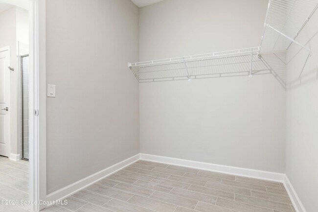 Building Photo - 410 La Croix Rd SW