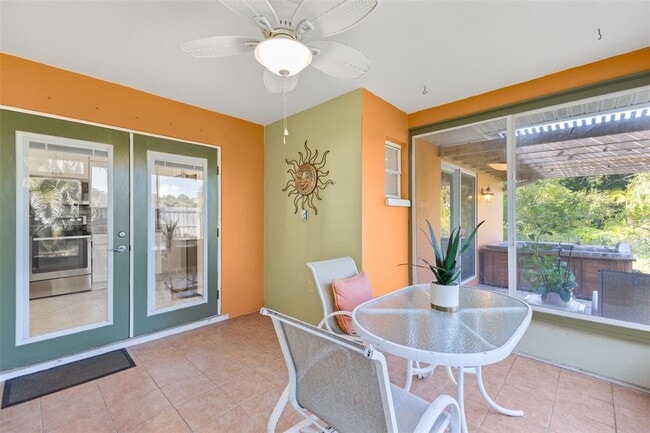 Building Photo - 3059 Hickory Dr