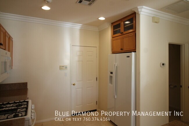 Building Photo - 6088 Citracado Cir