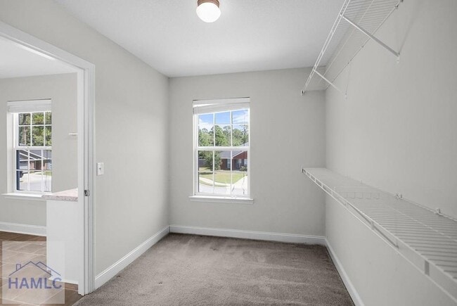 Building Photo - 721 Highgrove Ct