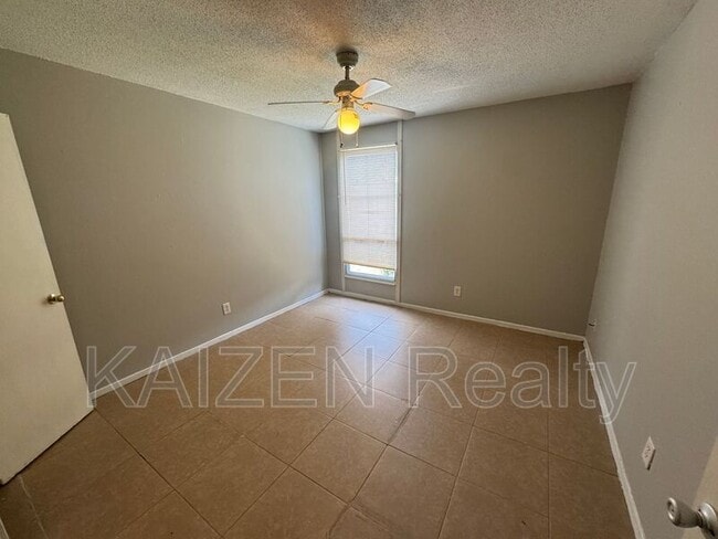 Building Photo - 151 N Belvedere Blvd