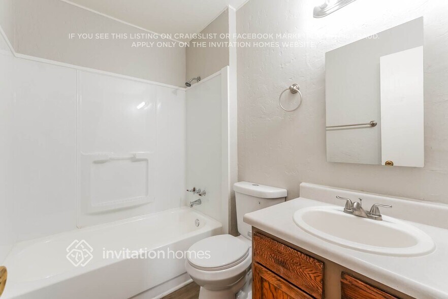 Building Photo - 4518 Wordsworth Cir S