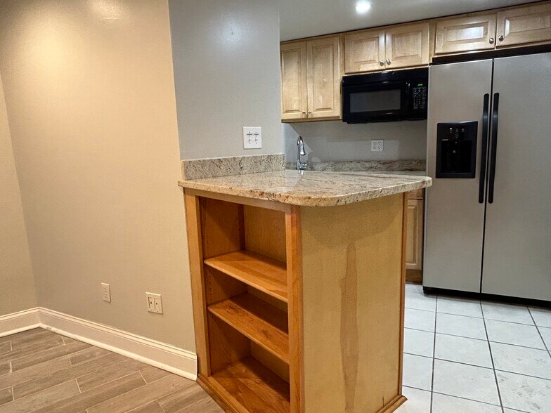 eat at bar (fits 2 stools perfectly) - 707 College Ave