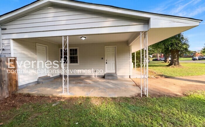 Building Photo - 8304 Baldwyn Cove