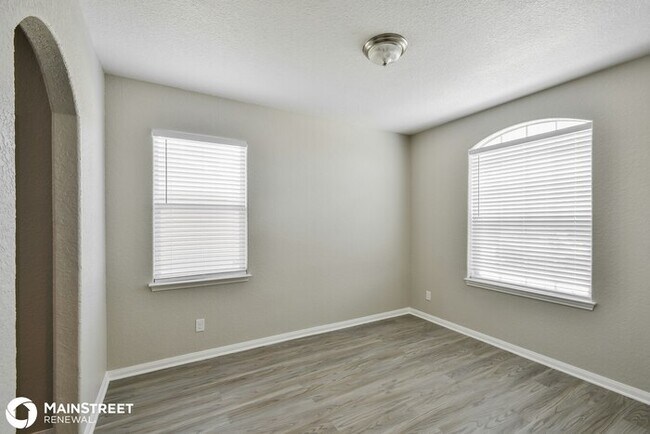 Building Photo - 6334 Still Meadow, San Antonio, TX 78222