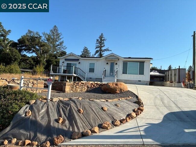 Primary Photo - 630 Sunnyside Rd
