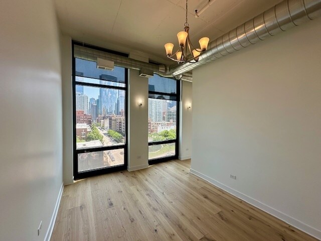 Building Photo - 740 W Fulton St