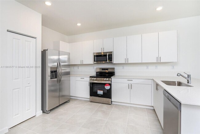 Building Photo - 23060 SW 129th Pl