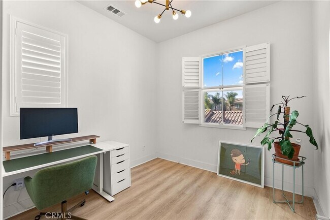 Building Photo - 710 W Tribella Ct