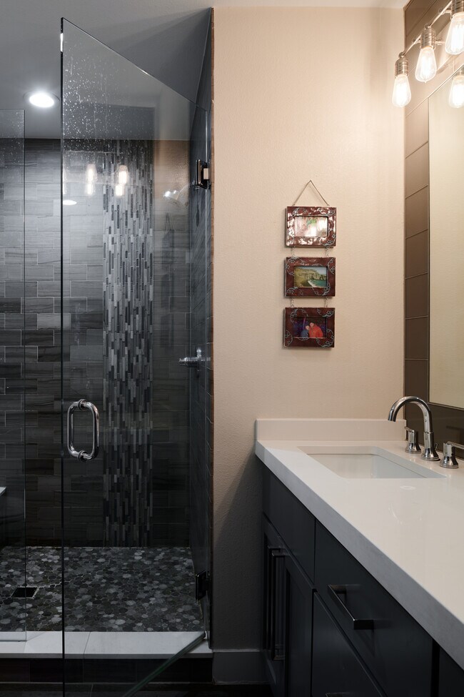 Building Photo - 3353 Tejon St