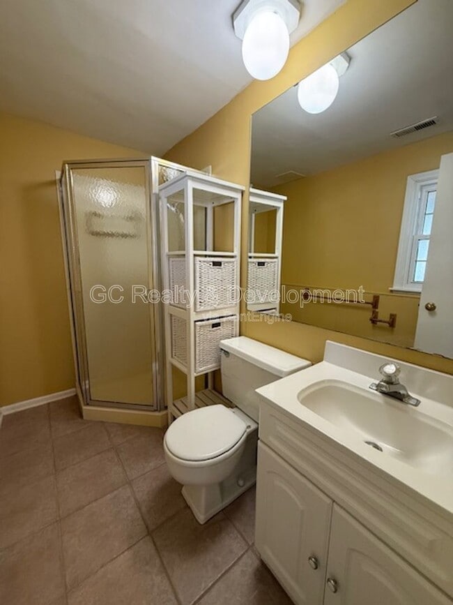 Building Photo - 1621 Warbler Dr