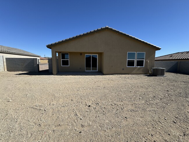 Building Photo - 5661 S Trevino Way