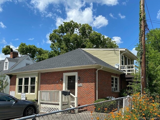 Primary Photo - 1107 Richmond Rd