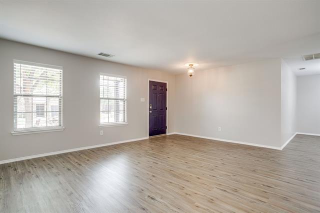 Building Photo - 10633 Lipan Trail