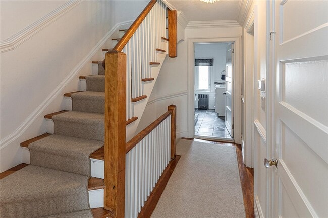Building Photo - 41 Sagamore Rd