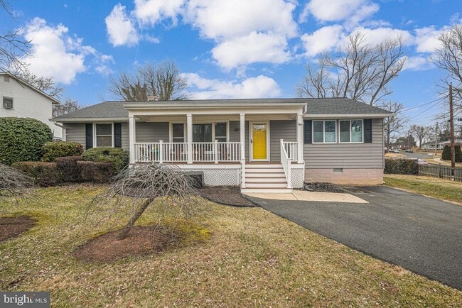 Building Photo - 6812 Beechview Dr