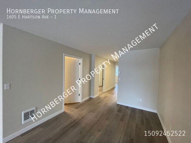 Building Photo - 1605 E Hartson Ave