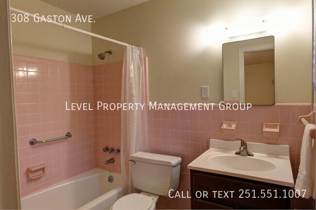 Building Photo - 308 Gaston Ave