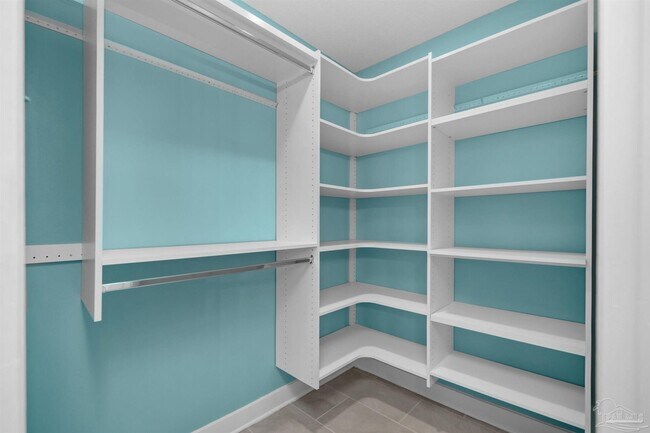 Building Photo - 2081 Seagrape Dr