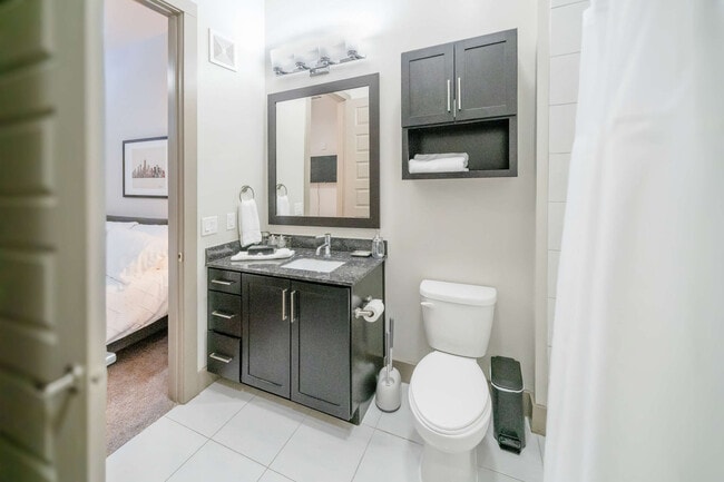 Building Photo - 1251 State St