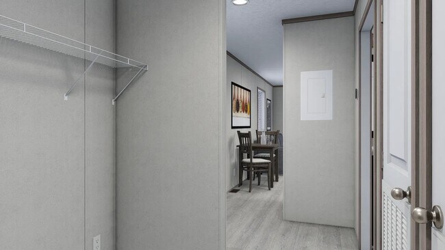 Building Photo - 1112 Colonial Trail W