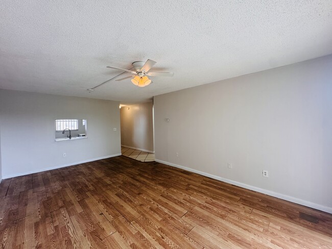 Building Photo - 2800 NW 56th Ave