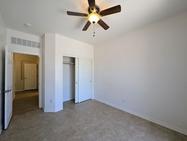 Building Photo - 3731 W St Kateri Dr