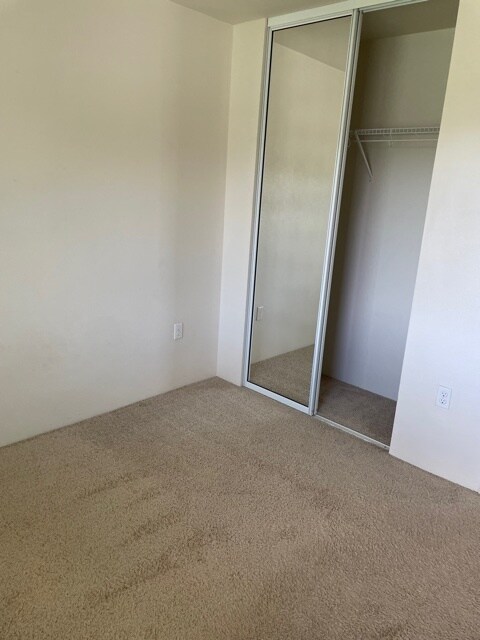 Building Photo - 801 Kakala St