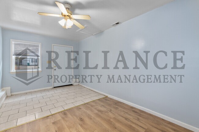 Building Photo - 1249 N Pershing St